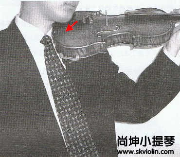 小提琴夹琴步骤三